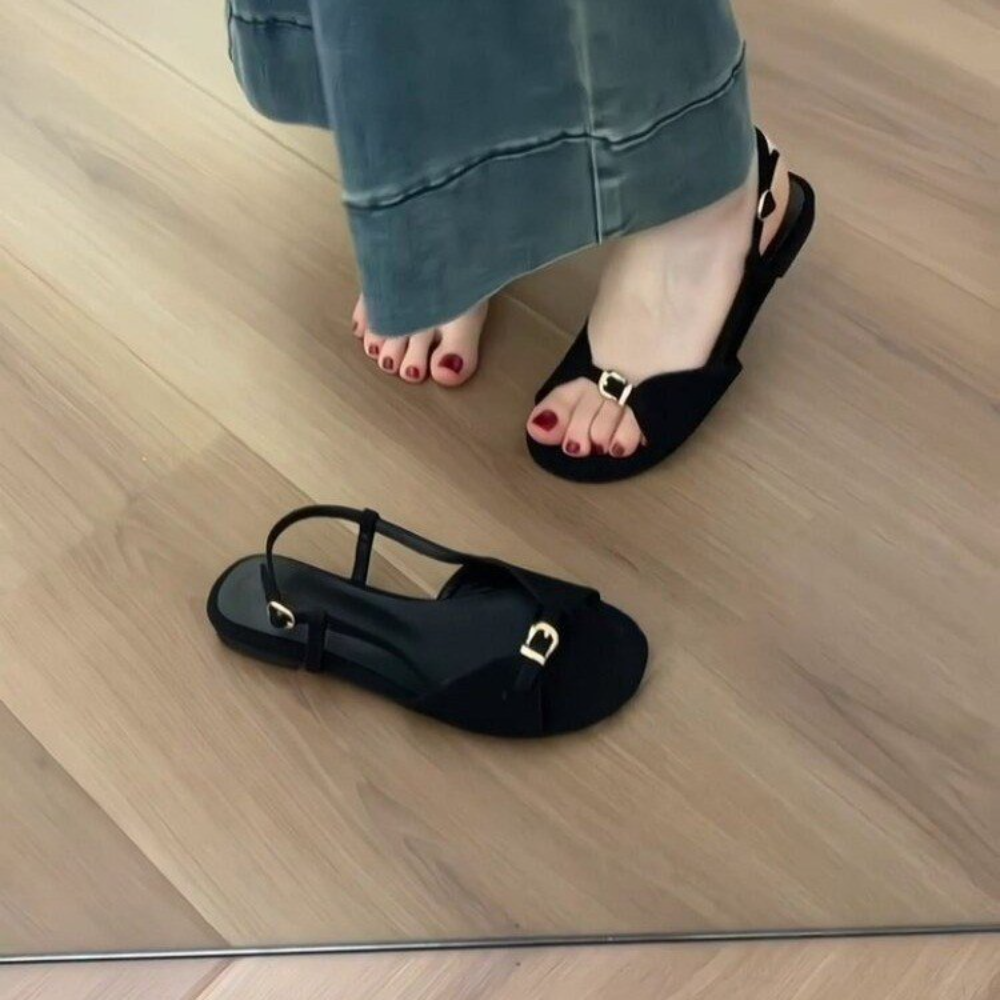 Minimalist Suede Mules Women F - Ankle Strap Attachment のレビューと価格