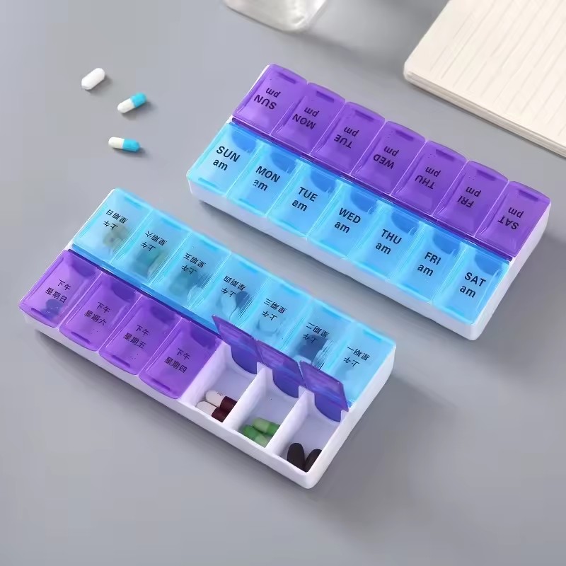 Weekly Pill Box Organizer Case - Medicine Ball Slam のレビューと価格